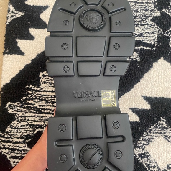 Versace Medusa Anthem Maryjane Platform Shoes - Picture 3 of 12